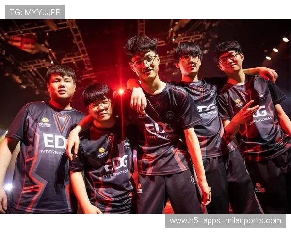 LPL豪门换血倒计时：关键位置引援大战一触即发