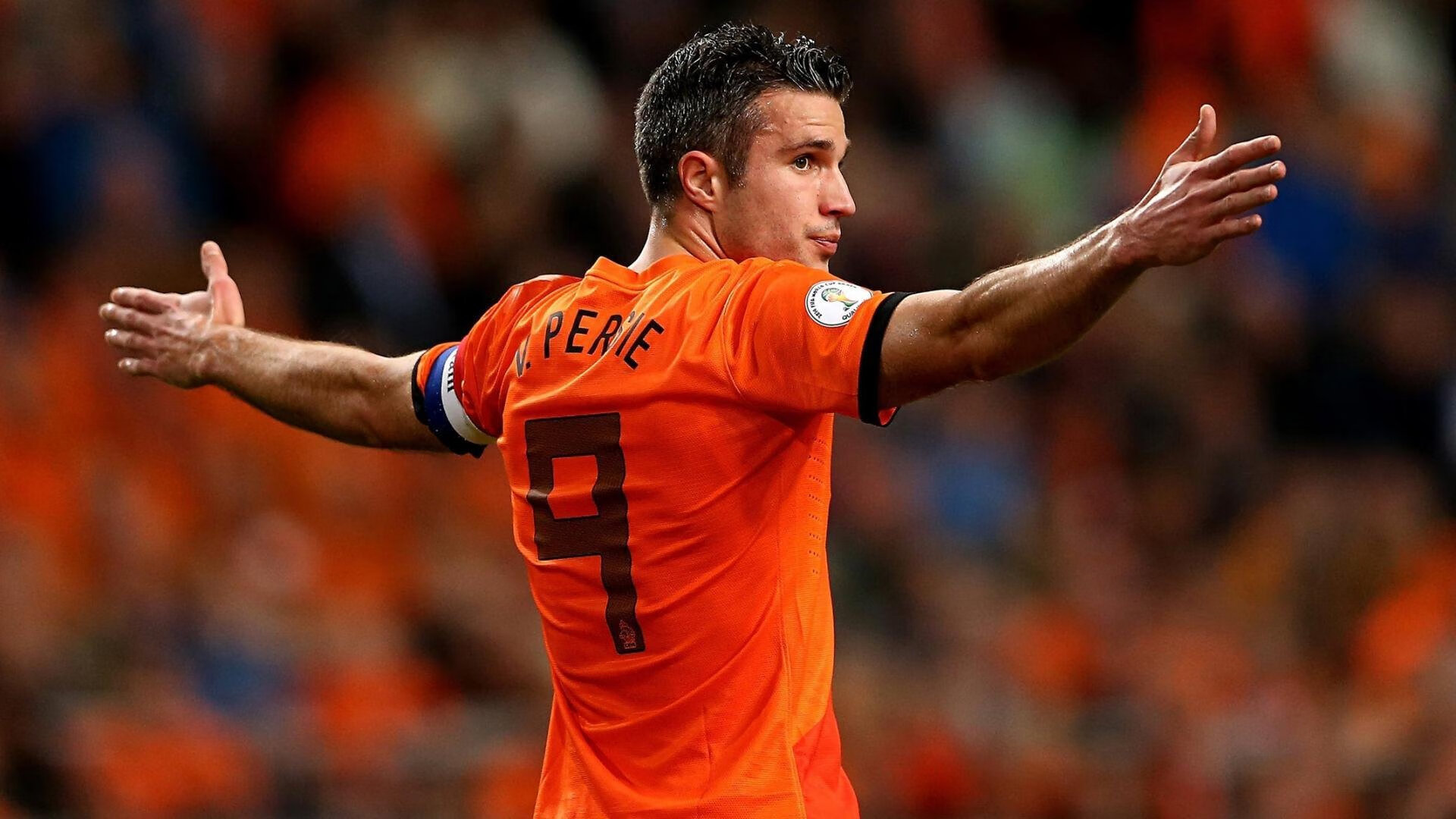 中国足球文化复兴依赖制度创新与参与度提升，中国足球文化精神